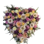 Rouwbloemstuk Coco gemengd Hart dicht